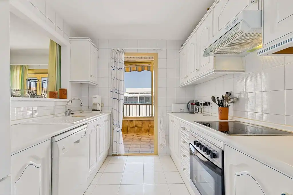 Apartamento con ascensor en venta en Playa de los Boliches, imagen 11