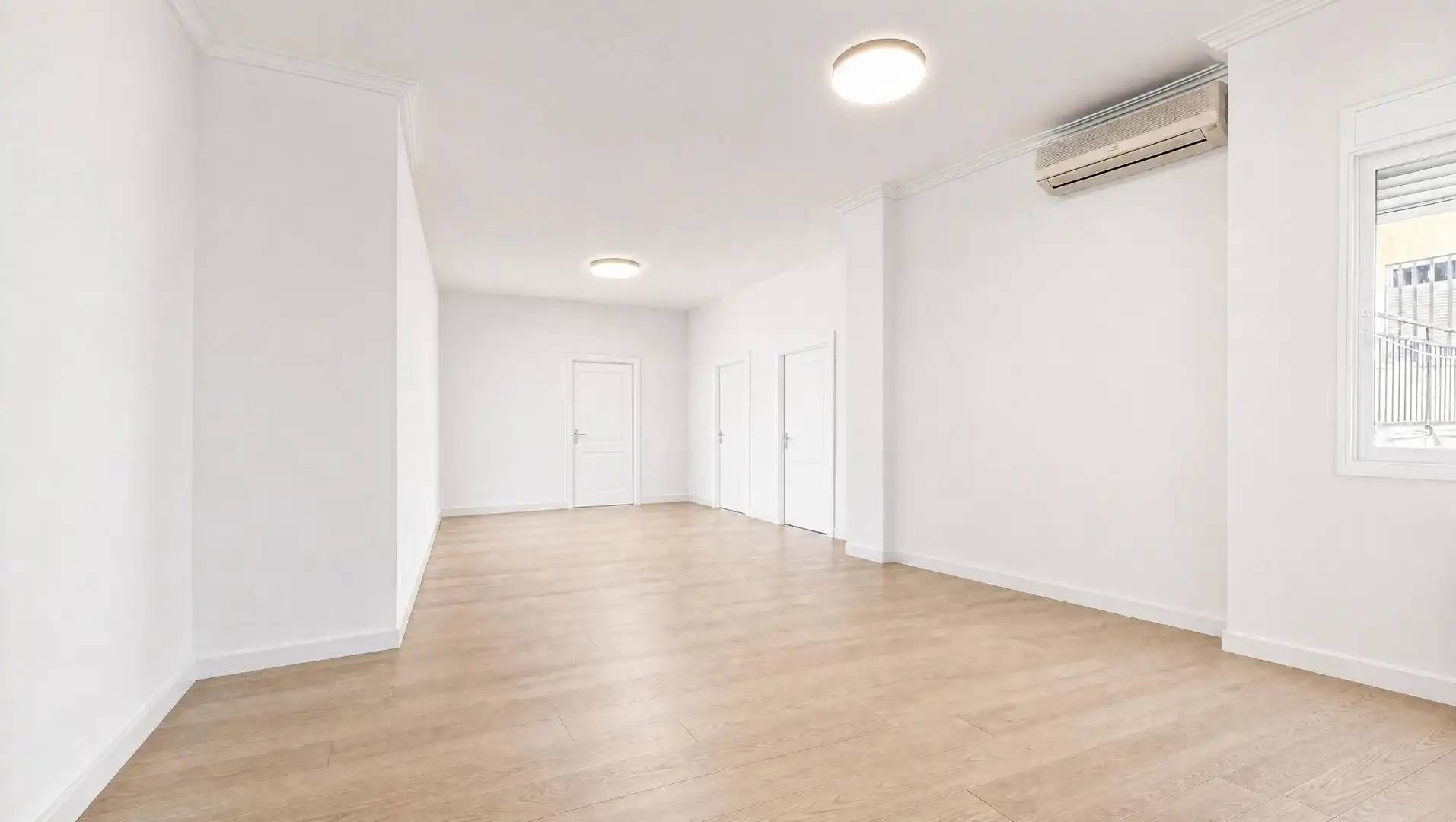Piso en venta en Alicante / Alacant con Balcón