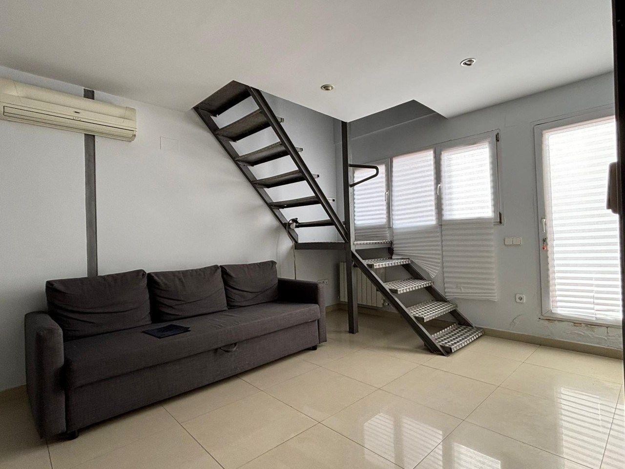 Attic to rent in  Madrid Capital  with Terrace