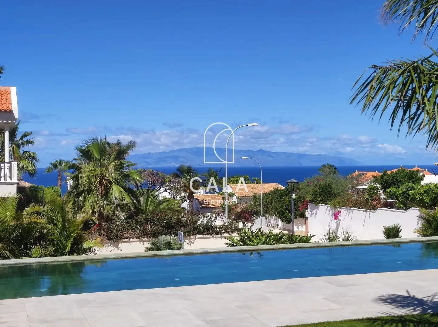 Exterior view of Houses for sale in Adeje  with Air Conditioner, Heating and Storage room