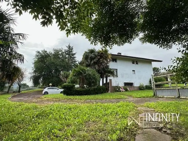 Casa o chalet en venta en Lezama con Calefacción, Jardín privado y Terraza