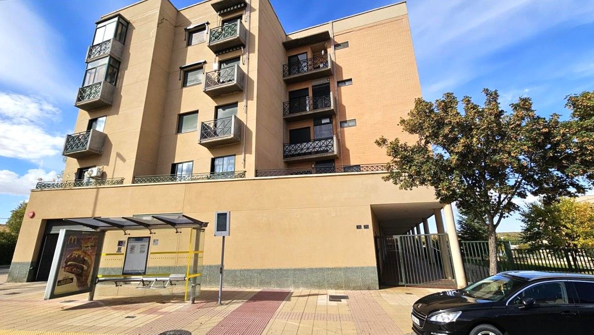 Exterior view of Flat for sale in Salamanca Capital