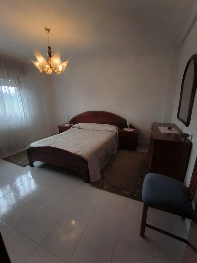 Habitación de Casa o chalet en venta en Medina de Pomar con Calefacción, Jardín privado y Terraza