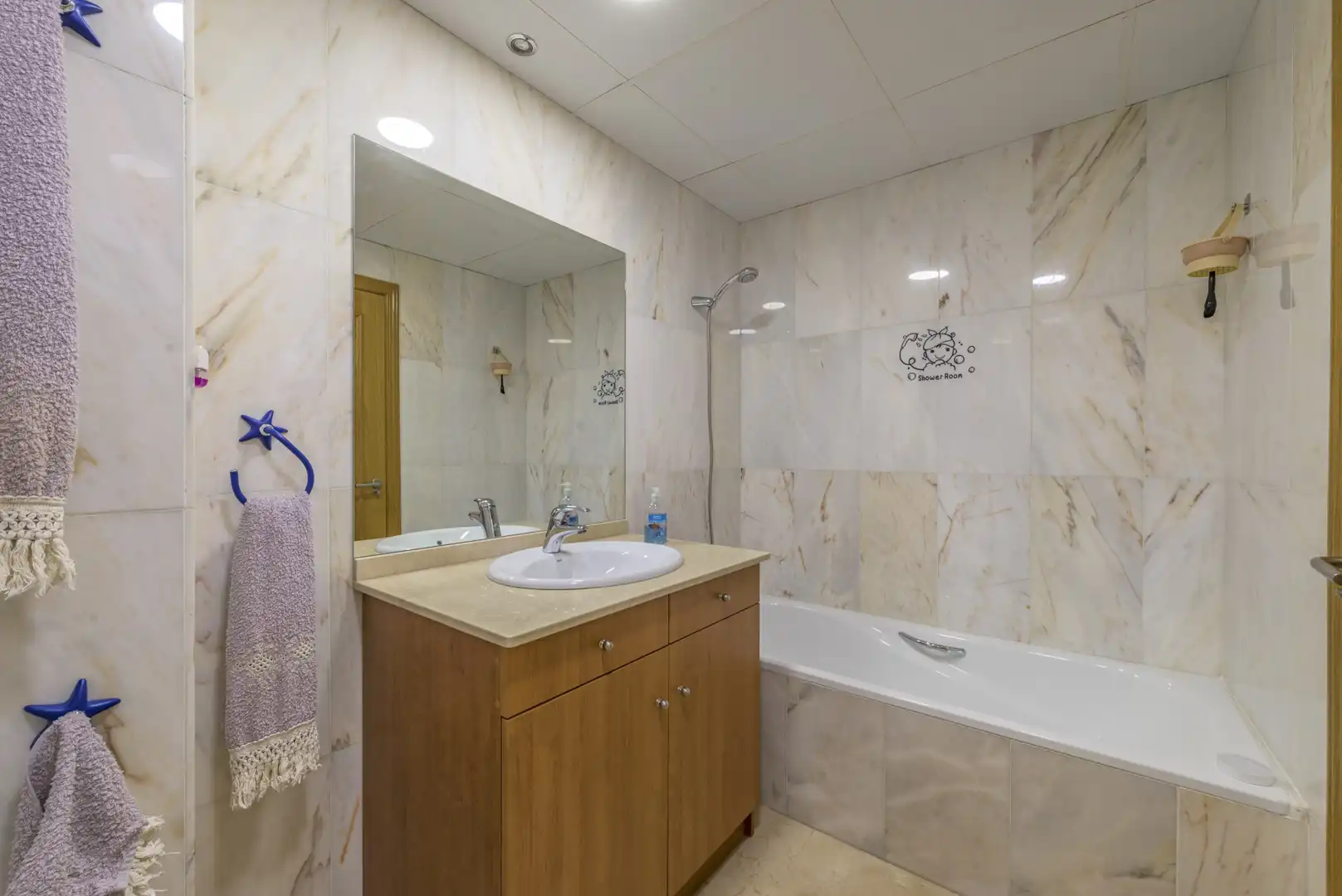 Bany de Apartament en venda en Mijas amb Aire condicionat, Terrassa i Piscina