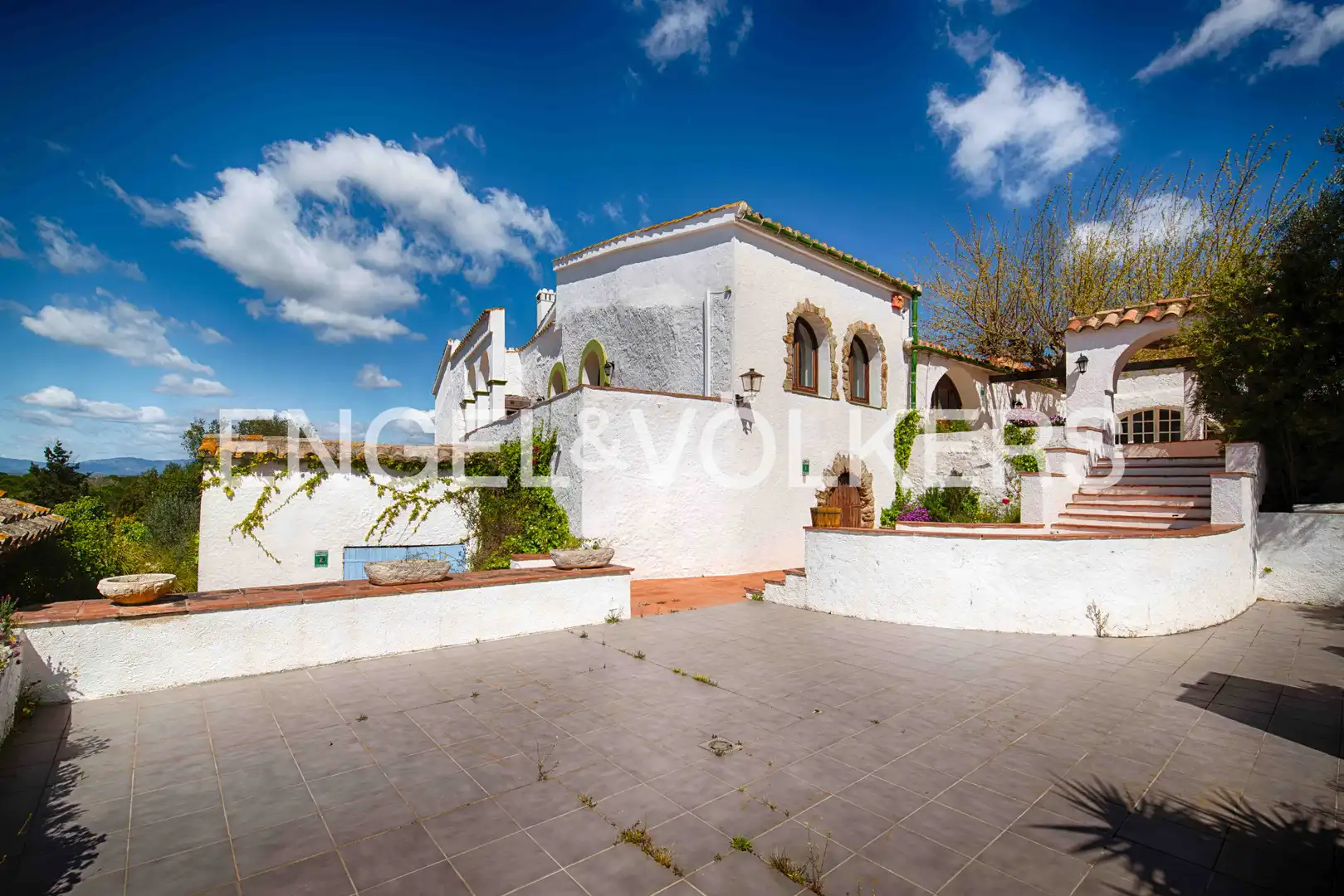 Vista exterior de Finca rústica en venta en Roses con Jardín privado y Terraza