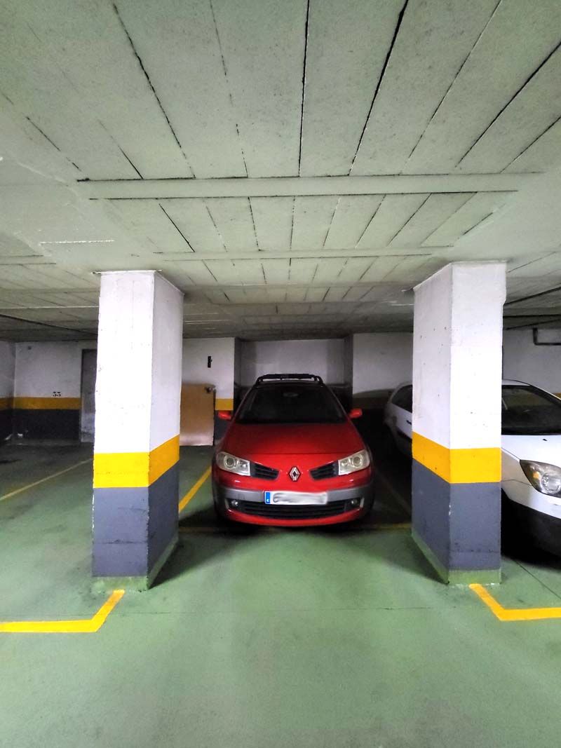 Parking of Garage to rent in Vigo 