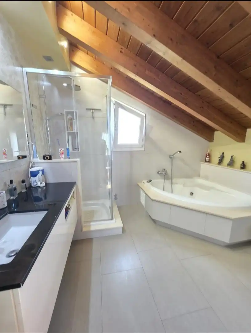 Baño de Casa o chalet en venta en Sant Fost de Campsentelles con Aire acondicionado, Calefacción y Jardín privado