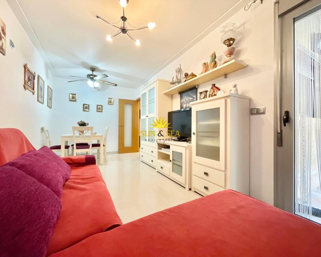 Living room of Flat to rent in Torrevieja  with Air Conditioner, Heating and Terrace