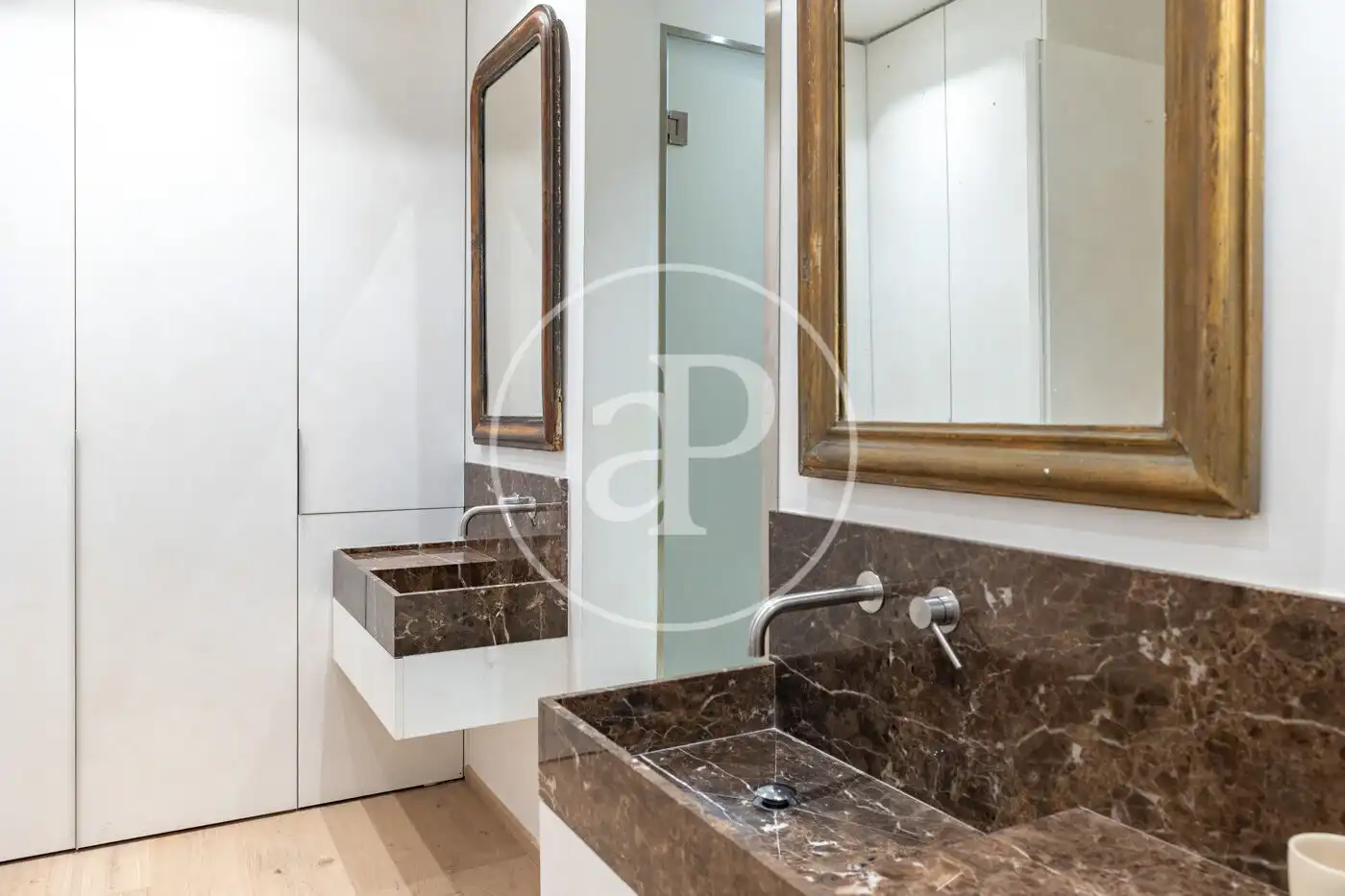 Baño de Piso en venta en Barcelona con Aire acondicionado, Calefacción y Amueblado