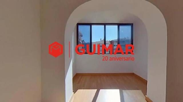 Piso en Venta en Sant Boi de Llobregat - Calle LEPANT en Marianao