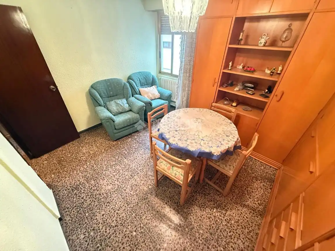 Living room of Flat for sale in Zaragoza  with Heating, Storage room and Furnished