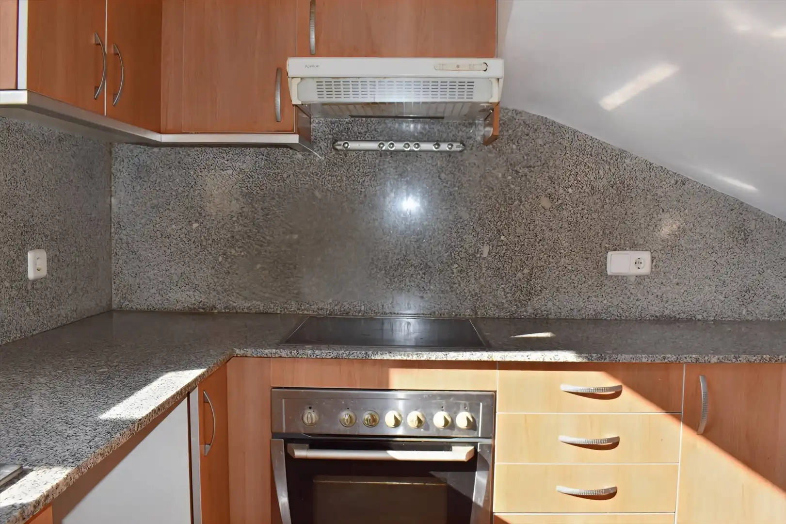 Cocina de Casa o chalet en venta en L'Escala con Aire acondicionado, Calefacción y Jardín privado