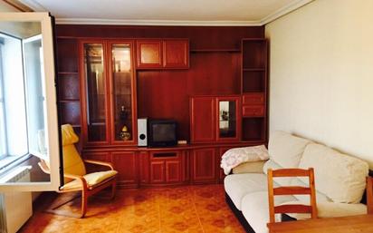 Living room of Flat to rent in  Madrid Capital  with Air Conditioner and Heating
