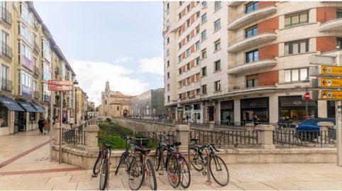 Foto 4 de Pis en venda a Calle Vitoria, Villa Pilar, Burgos Capital