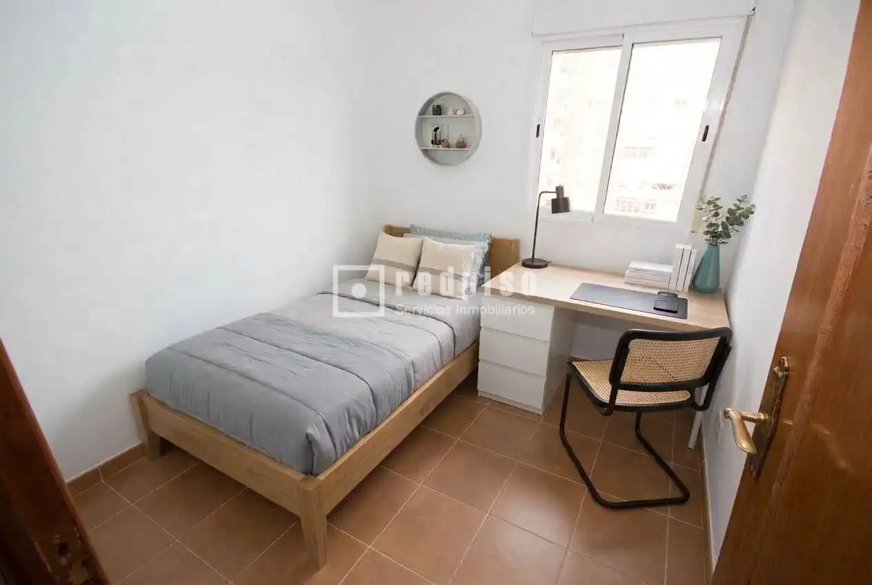 Bedroom of Flat for sale in Carretera de Cádiz