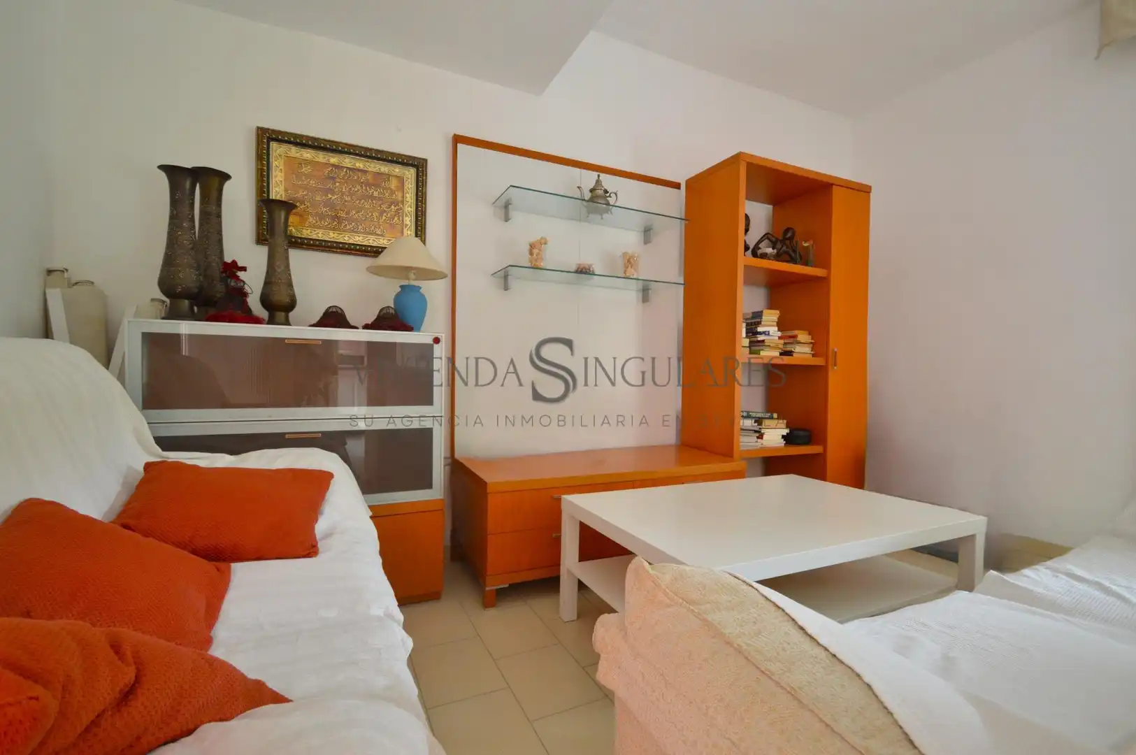 Living room of Detached homes for sale in Sevilla  with Air Conditioner, Private garden and Terrace