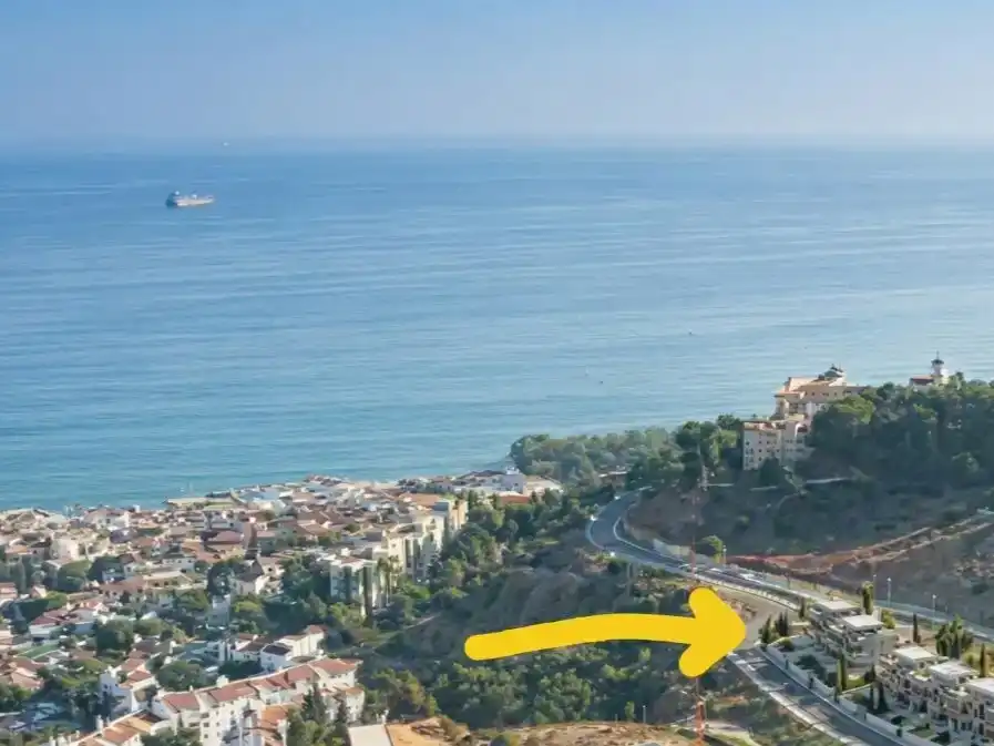 Vista exterior de Casa adosada en venda en Málaga Capital amb Aire condicionat, Terrassa i Piscina