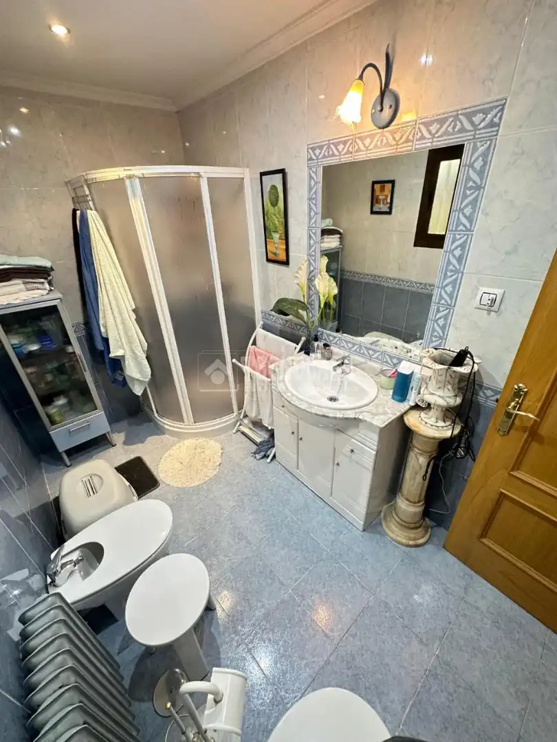 Baño de Casa o chalet en venta en Fuenlabrada con Calefacción, Jardín privado y Terraza