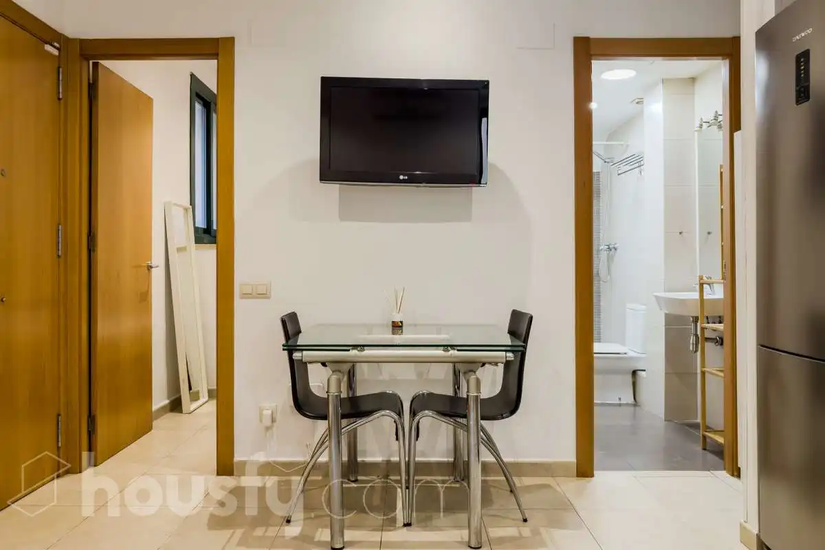 Dining room of Flat for sale in Barcelona  with Air Conditioner and Furnished