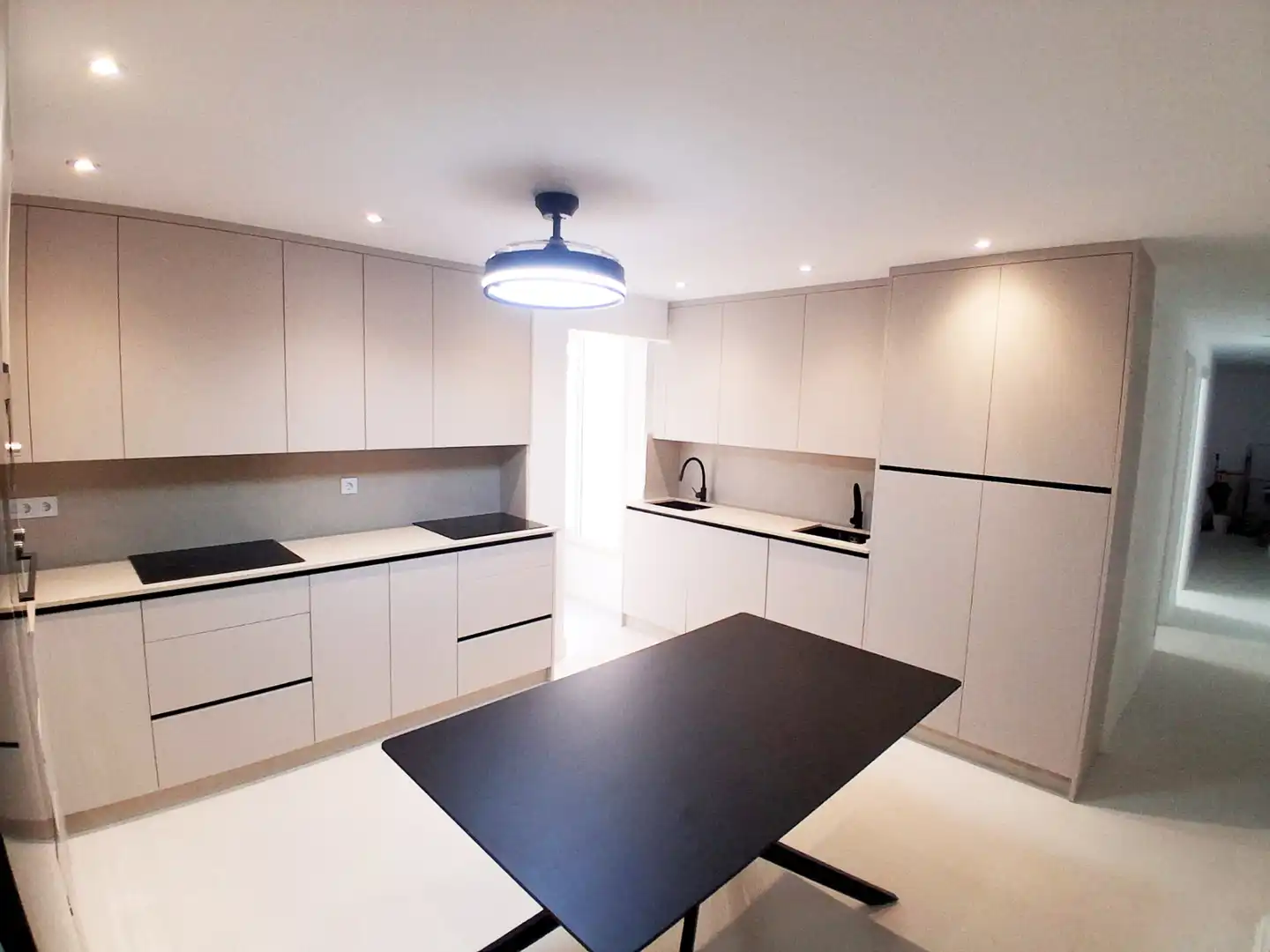 Habitación en Calle San Juan de Dios, 39, Centro - Sagrario