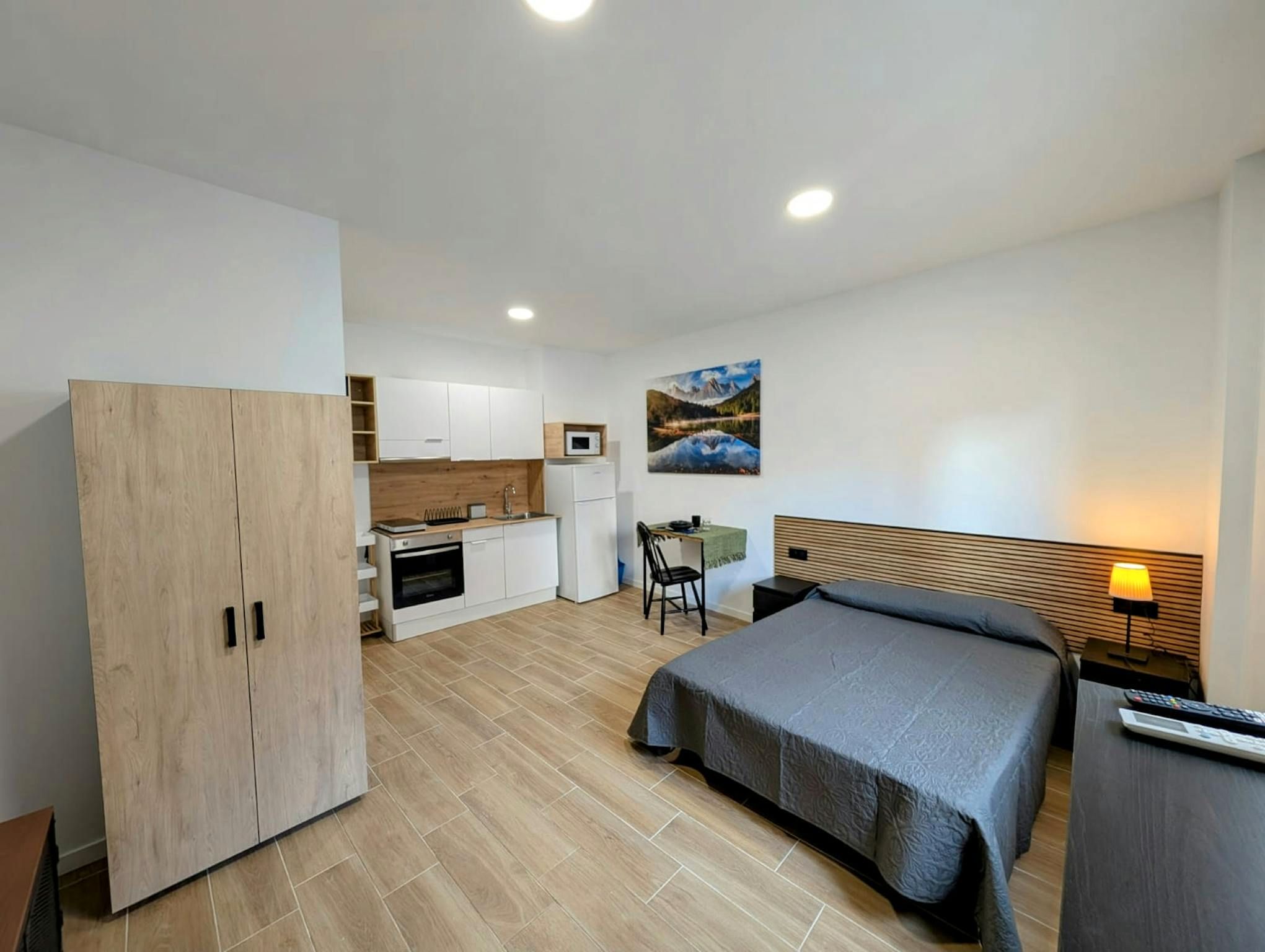 Dormitori de Casa o xalet de lloguer en  Valencia Capital amb Aire condicionat, Moblat i TV