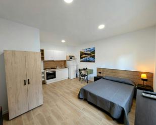 Dormitori de Casa o xalet de lloguer en  Valencia Capital amb Aire condicionat, Moblat i TV