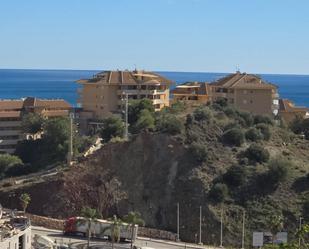 Vista exterior de Dúplex en venda en Fuengirola amb Aire condicionat, Calefacció i Moblat