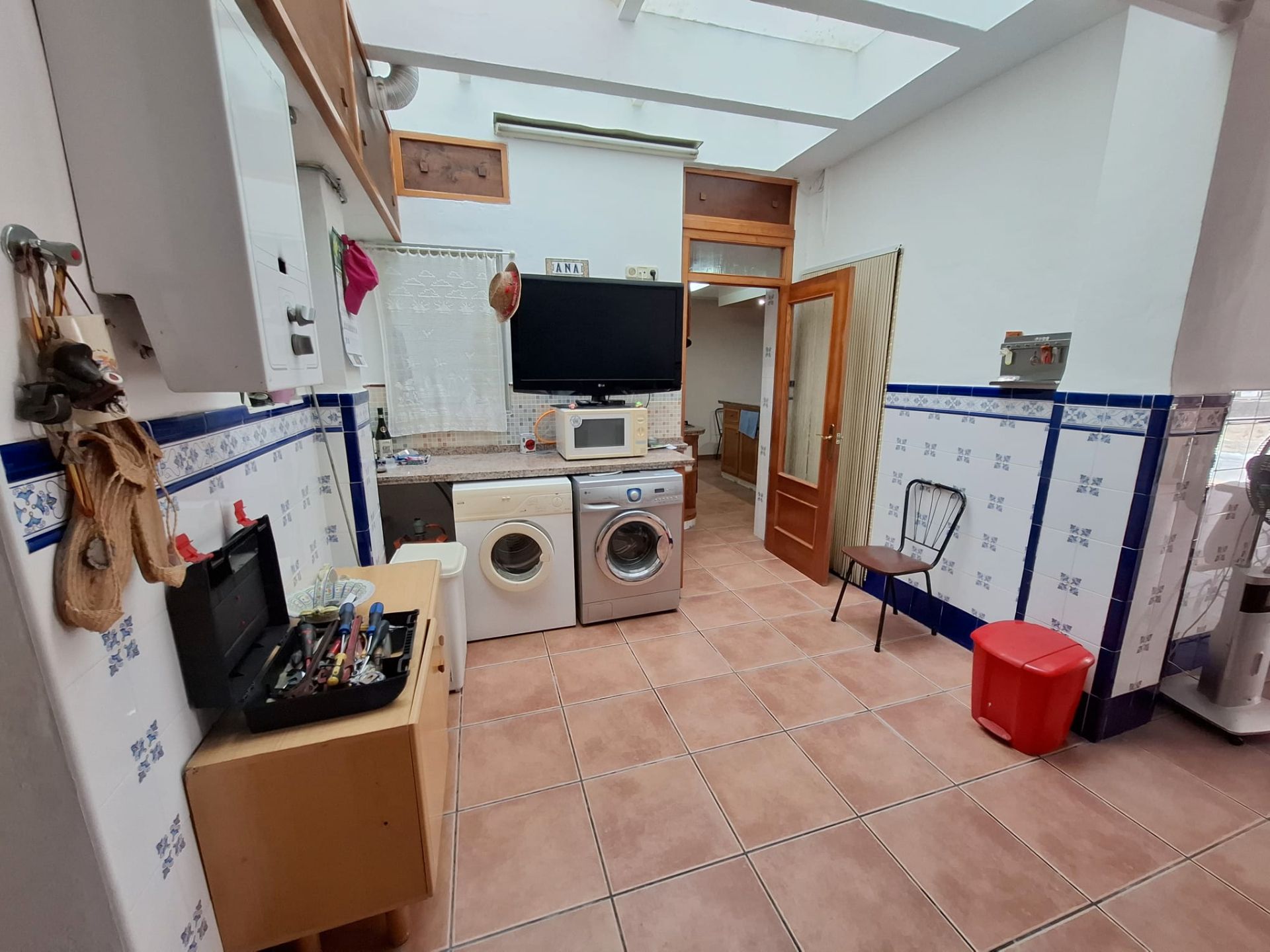 Kitchen of Flat for sale in  Valencia Capital  with Air Conditioner, Terrace and Storage room