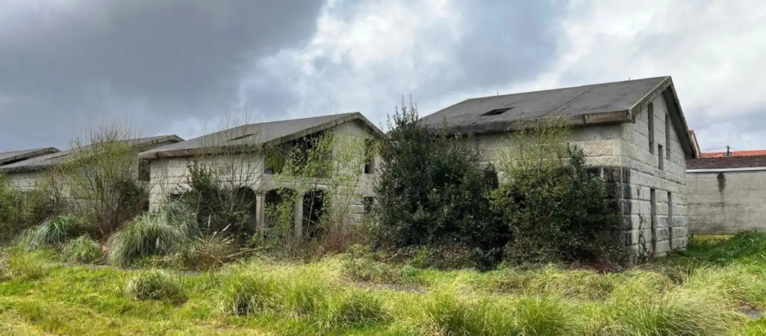 Chalet en venta en Lugar de Esfarrapa