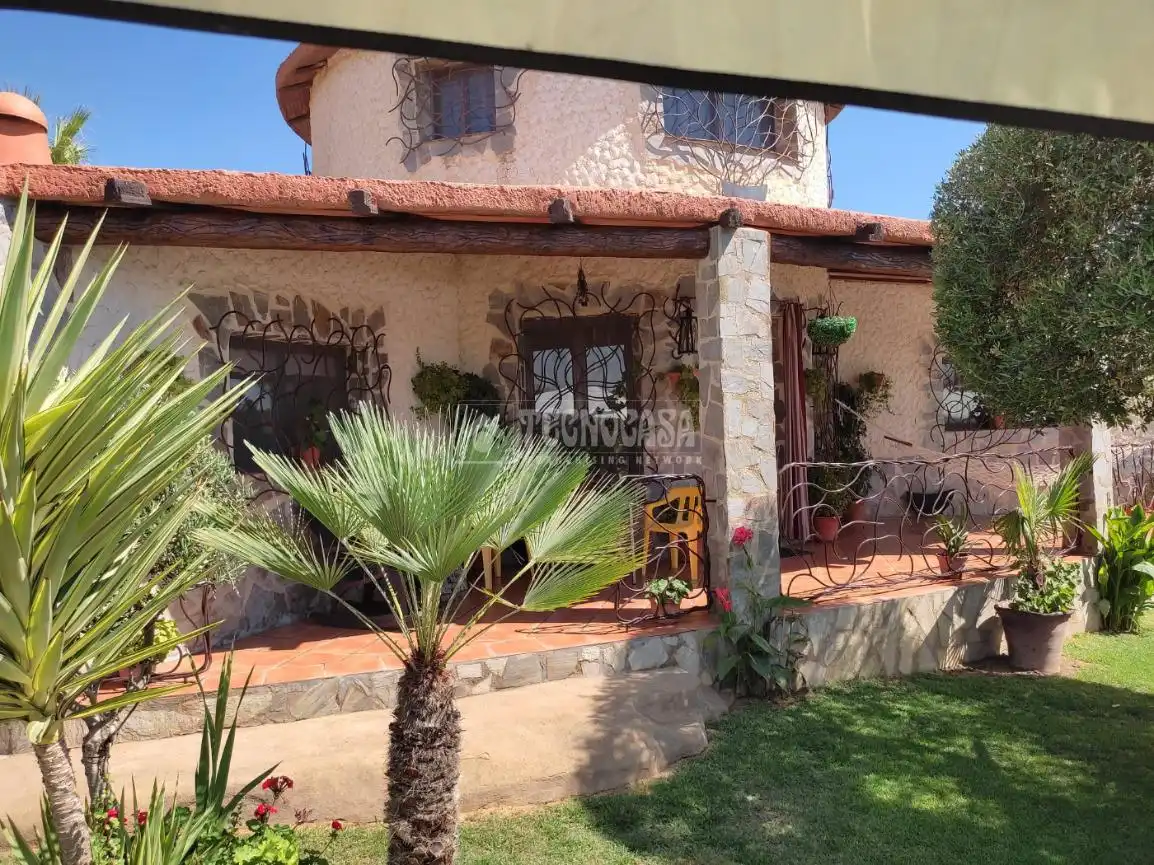 Garden of Country homes for sale in Marchena  with Air Conditioner and Swimming Pool