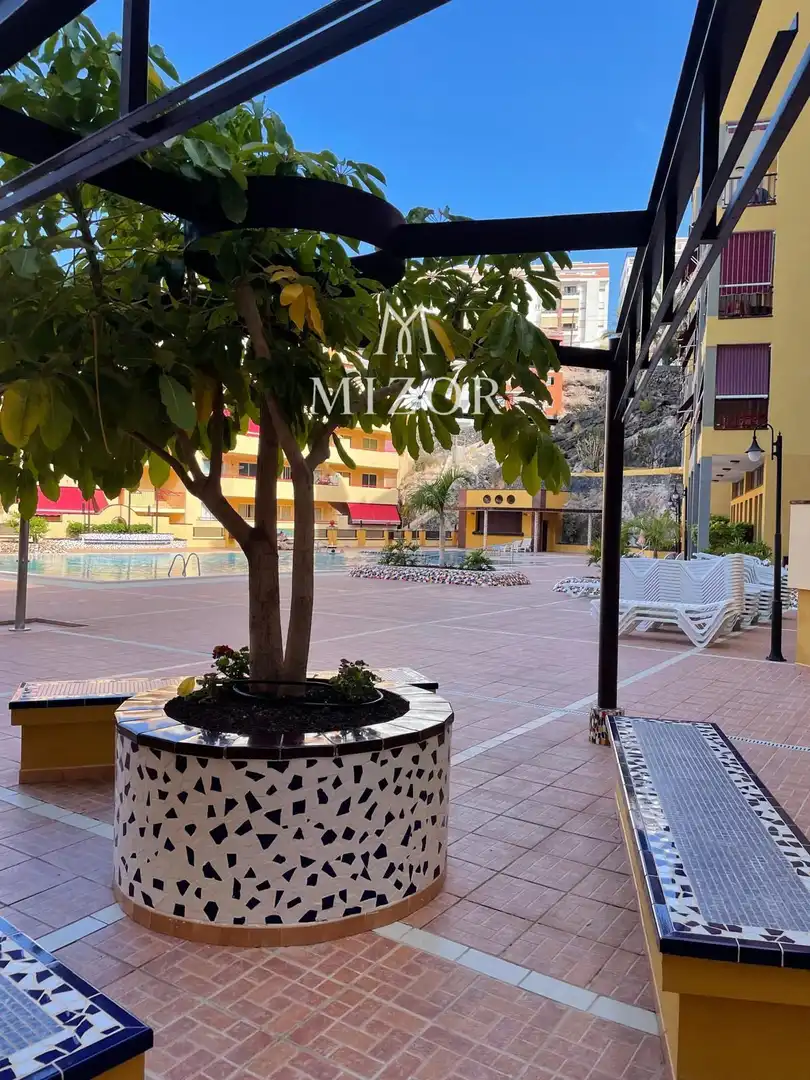 Appartement compact avec piscine à vendre à Caleta del jurado, imagen 2