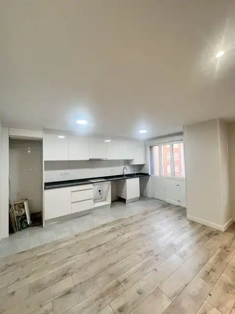 Kitchen of Flat for rent in Gijón   with Heating