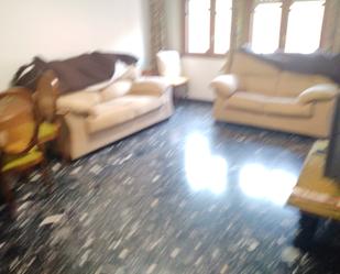 Living room of Flat to rent in Pontevedra Capital   with Parquet flooring, Furnished and Oven