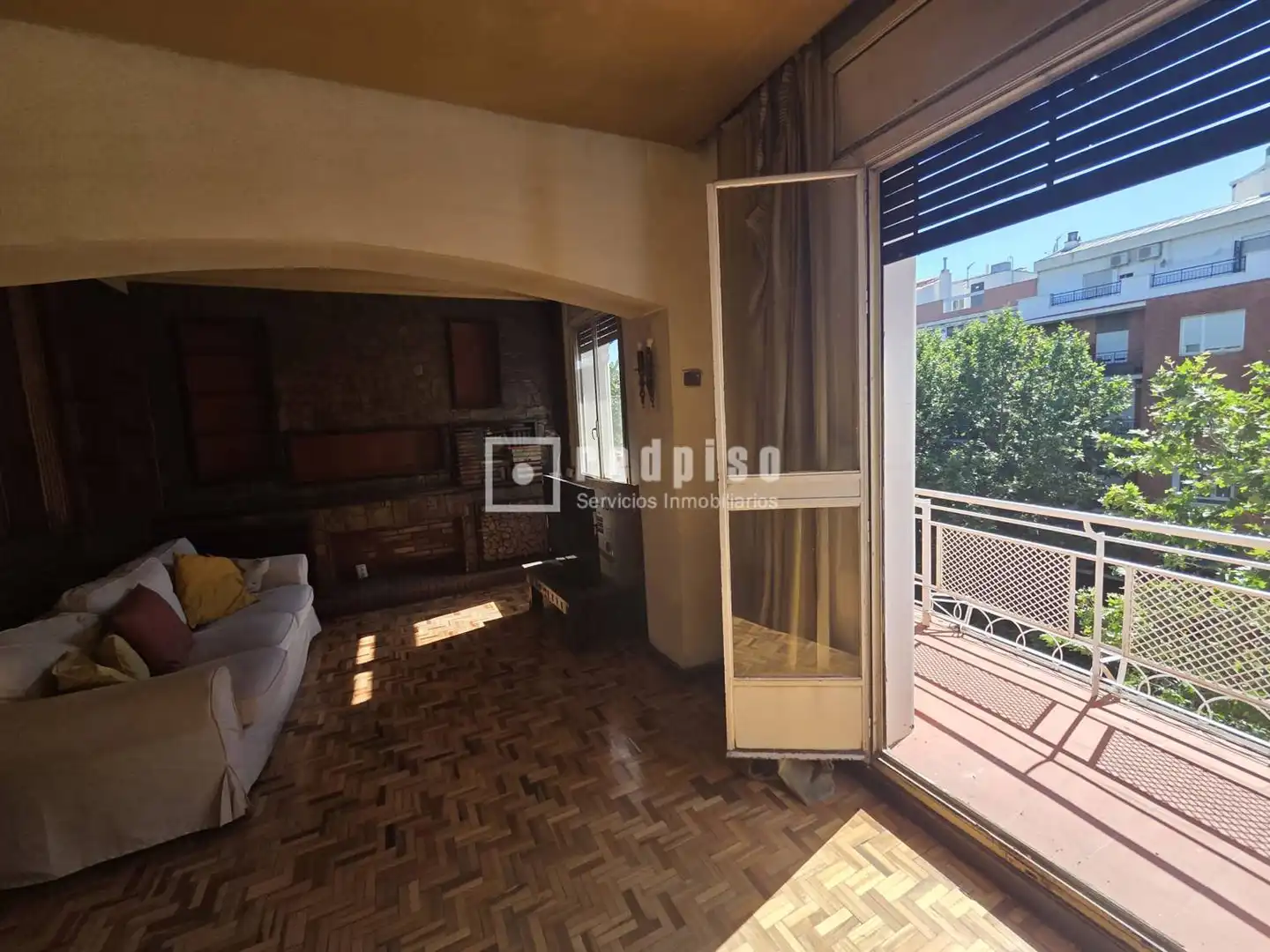 Wohnzimmer von Wohnung zum Verkauf in Madrid mit Heizung, Parkett und Terrasse