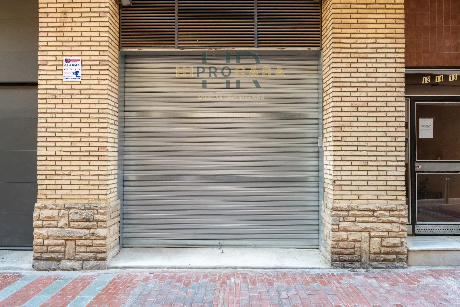 Business premises for sale in CALLE AGUILA