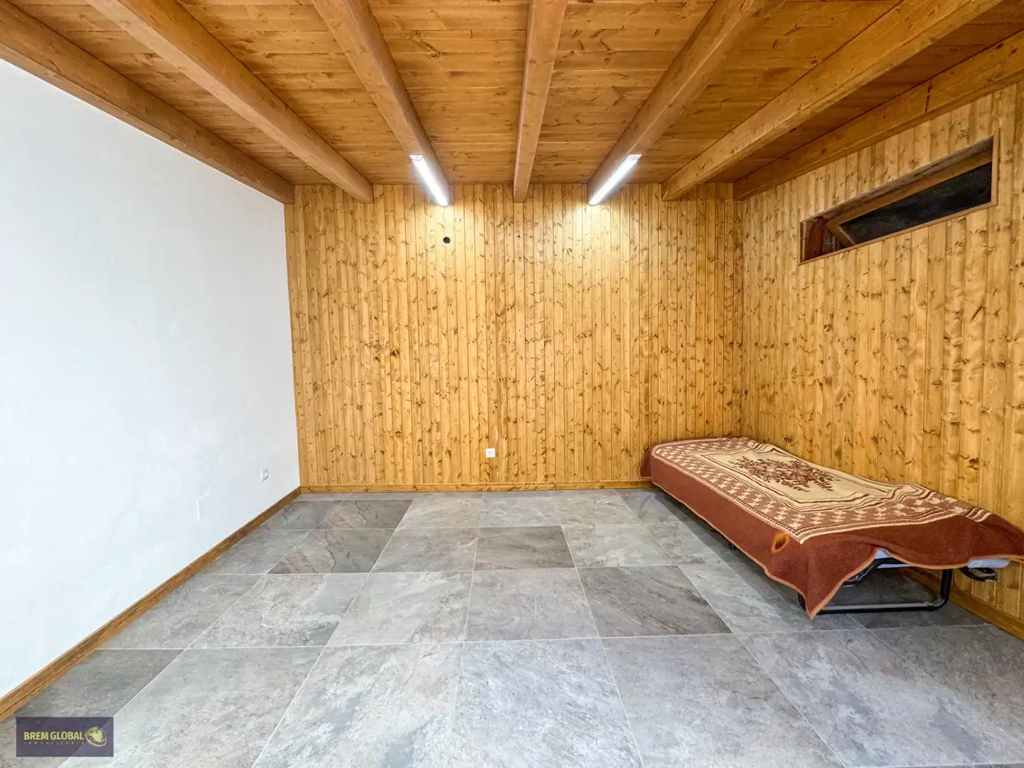 Casa o xalet en venda en La Cabrera amb Terrassa, Traster i Moblat