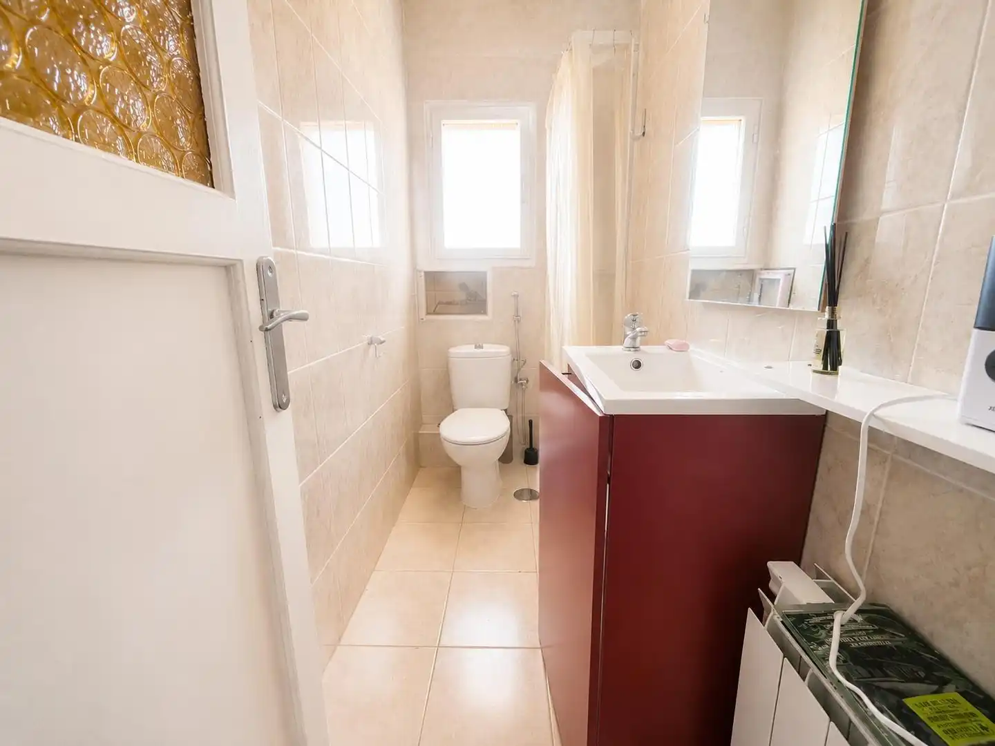 Baño de Apartamento en venta en Madrid con Aire acondicionado, Calefacción y Parquet