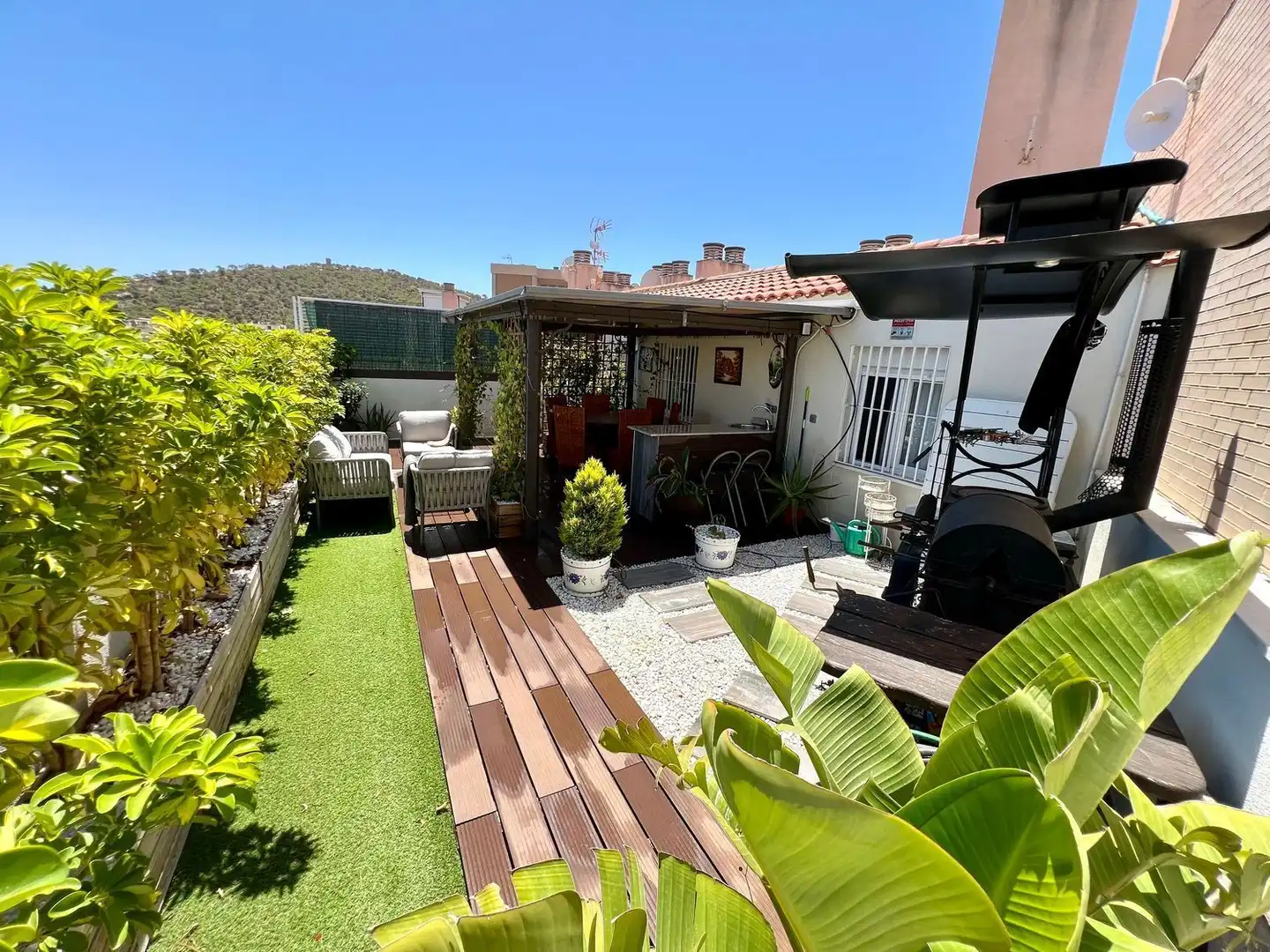 Penthouse mit Garten zum Verkauf in Gregal