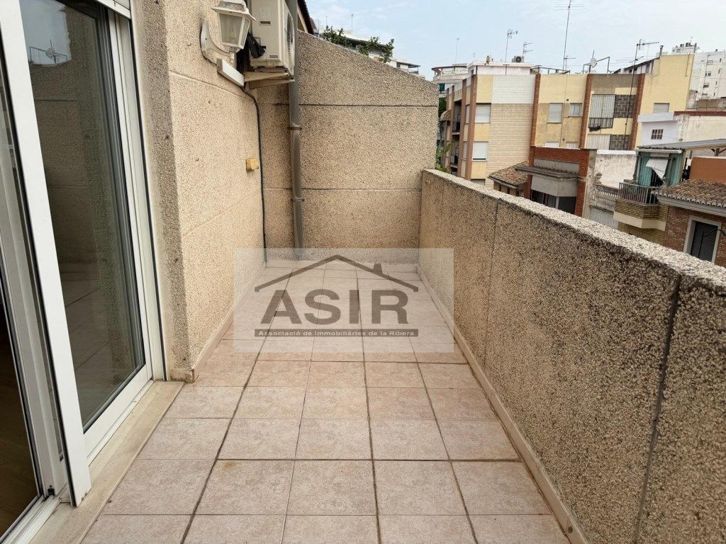 Terrace of Attic to rent in Alzira