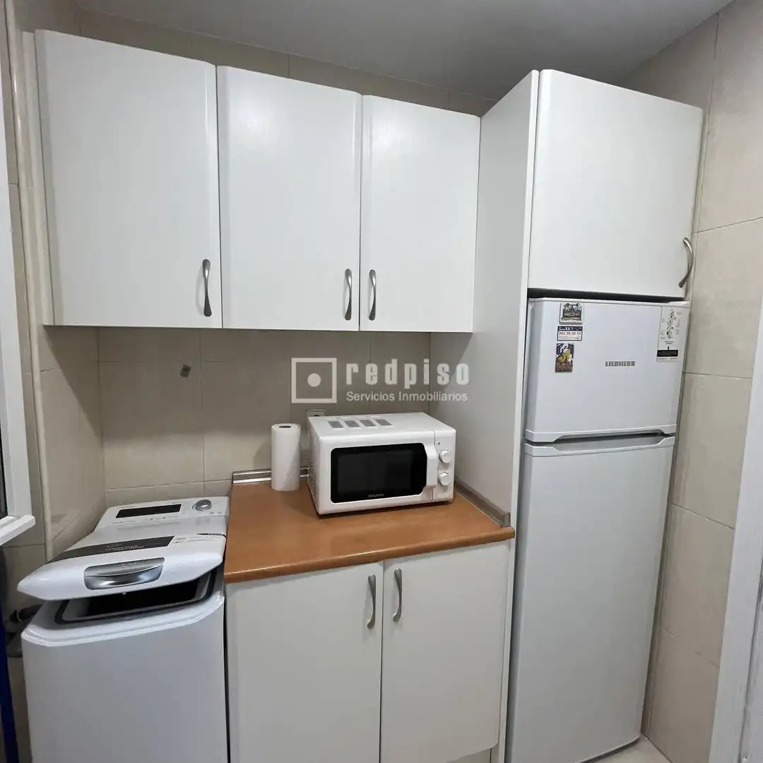 Küche von Wohnung zur Miete in Madrid mit Heizung, Privatgarten und Parkett
