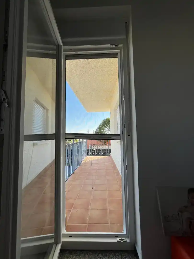 Terraza de Casa o chalet de alquiler en Calvarrasa de Abajo con Jardín privado, Piscina y Amueblado