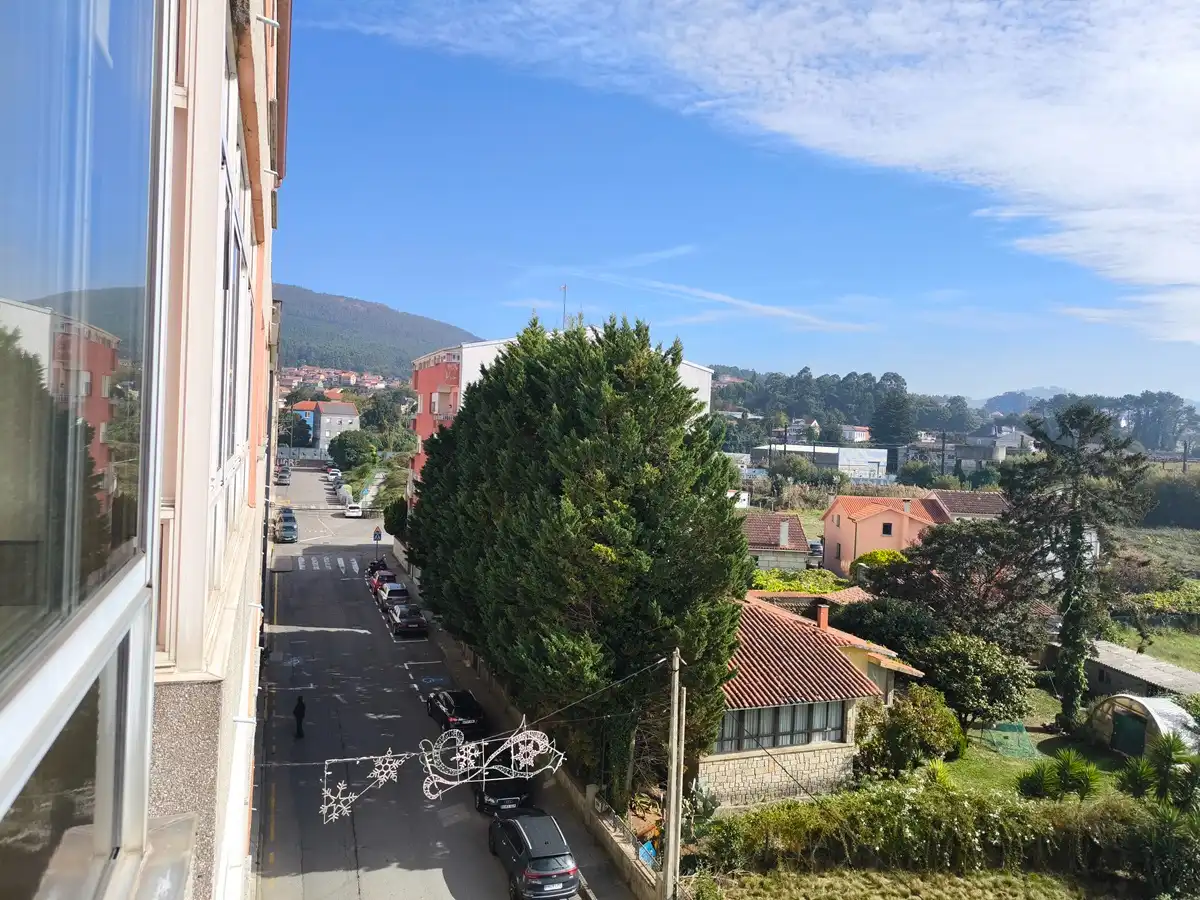 Vista exterior de Pis en venda en Vilagarcía de Arousa amb Parquet, Traster i Balcó