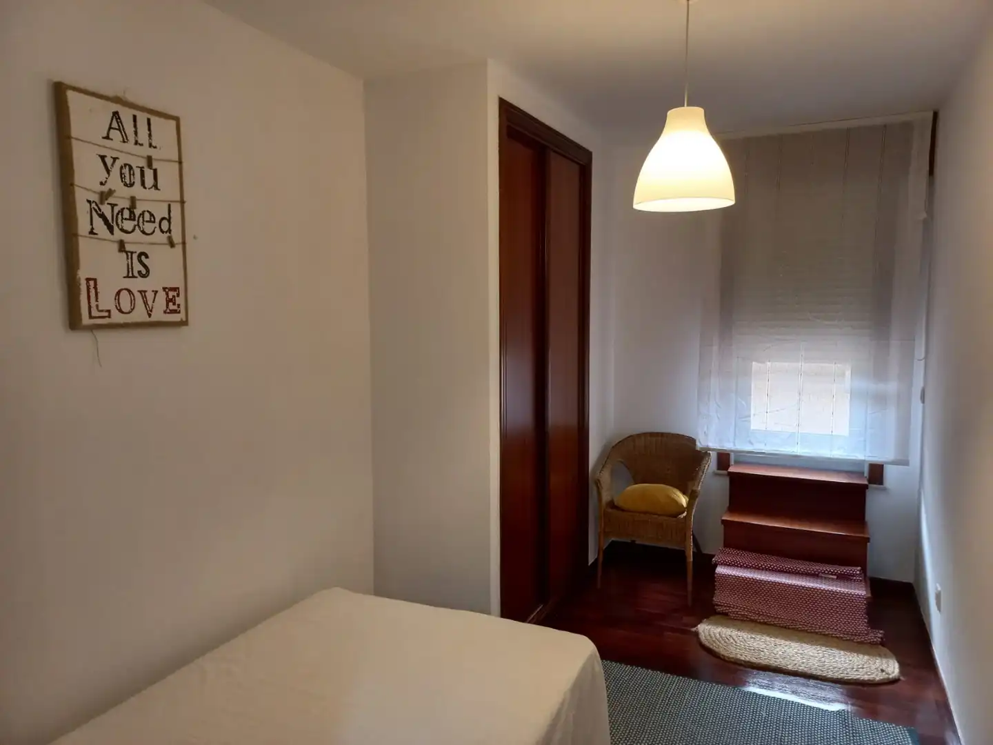 Schlafzimmer von Wohnung zur Miete in Santiago de Compostela  mit Heizung, Terrasse und Möbliert