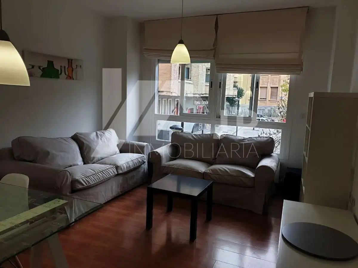 Apartamento de alquiler en Calle Don Emilio Durán Durán, Plaza de Toros