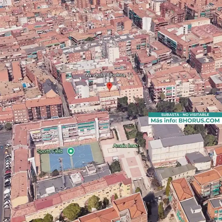 Vista exterior de Piso en venta en Madrid