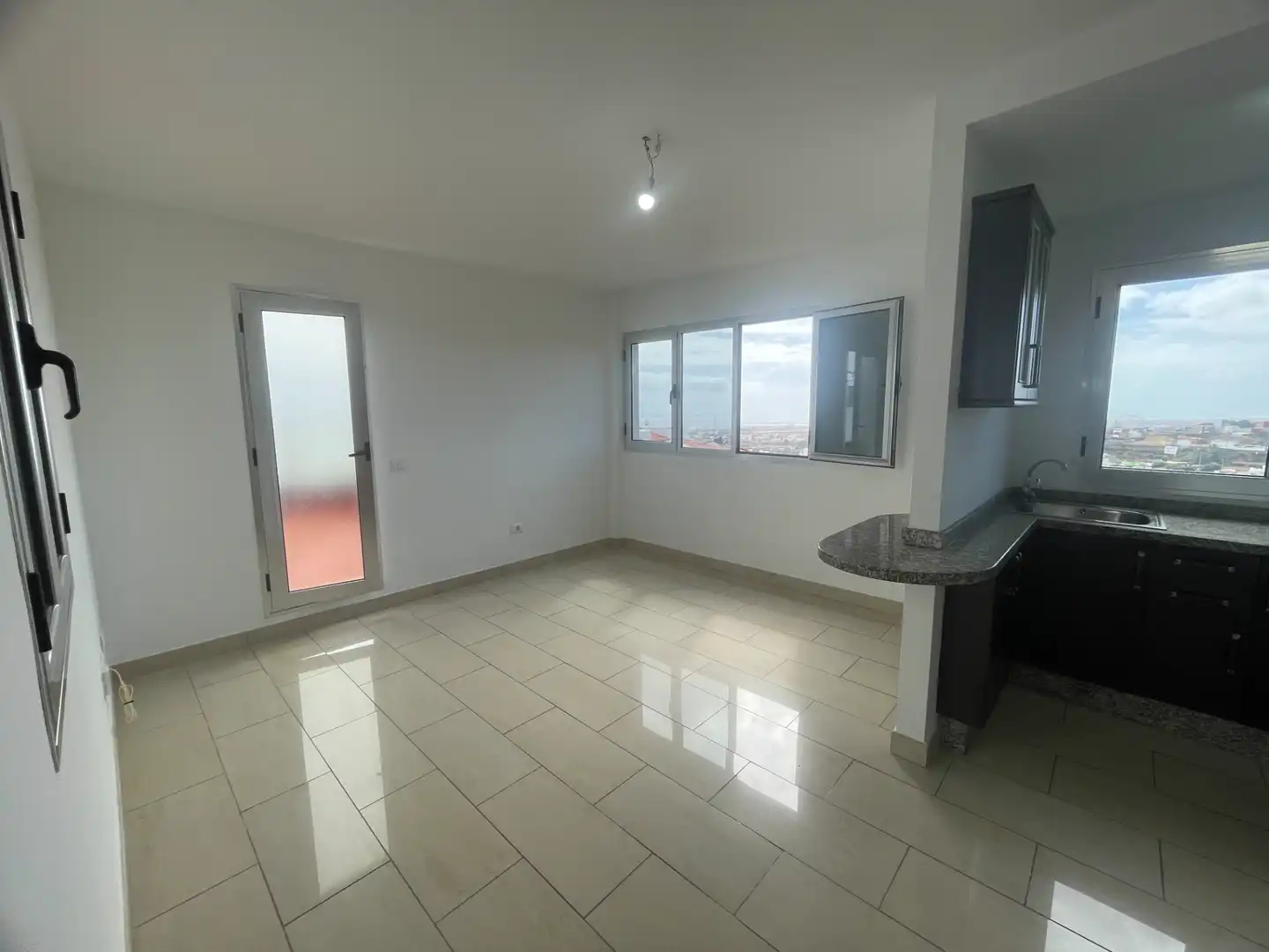 Cocina de Ático en venta en Telde con Terraza, Horno y Internet