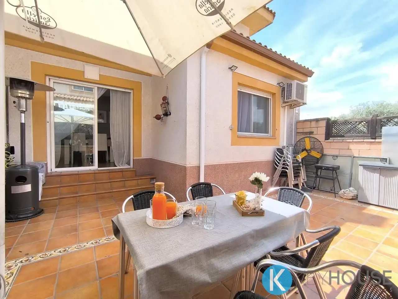 Terrace of Detached homes for sale in Villalbilla  with Air Conditioner, Heating and Private garden