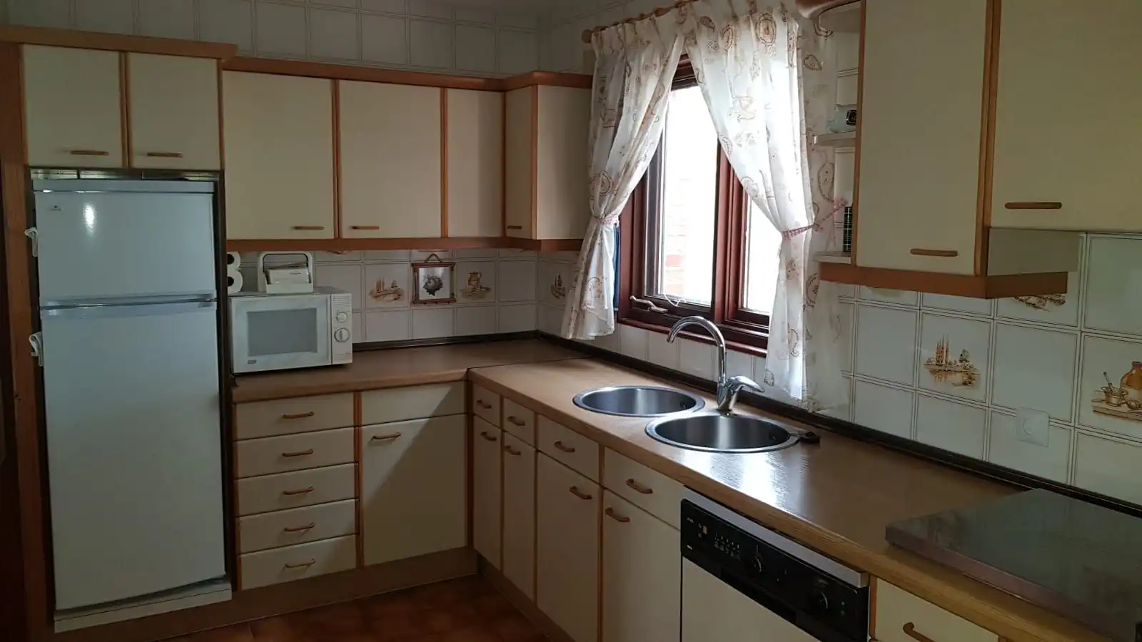 Küche von Country house zum Verkauf in Palencia mit Privatgarten, Terrasse und Abstellraum