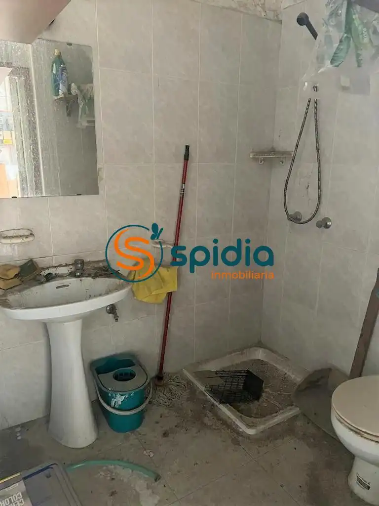 Bany de Nau industrial en venda en Águilas