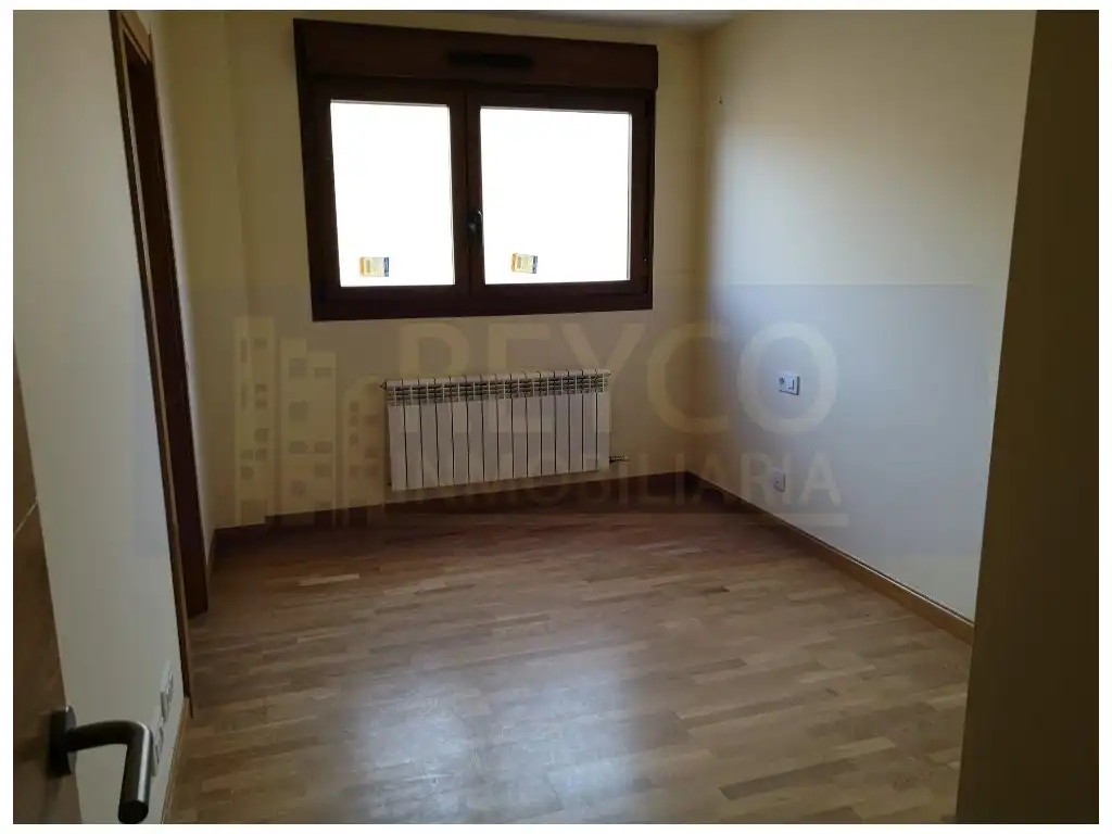 Schlafzimmer von Wohnungen zum Verkauf in Baños de Río Tobía